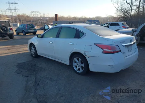 2014 Nissan Altima 2.5 Sv z USA, uszkodzony, nr VIN 1N4AL3AP3EC170079